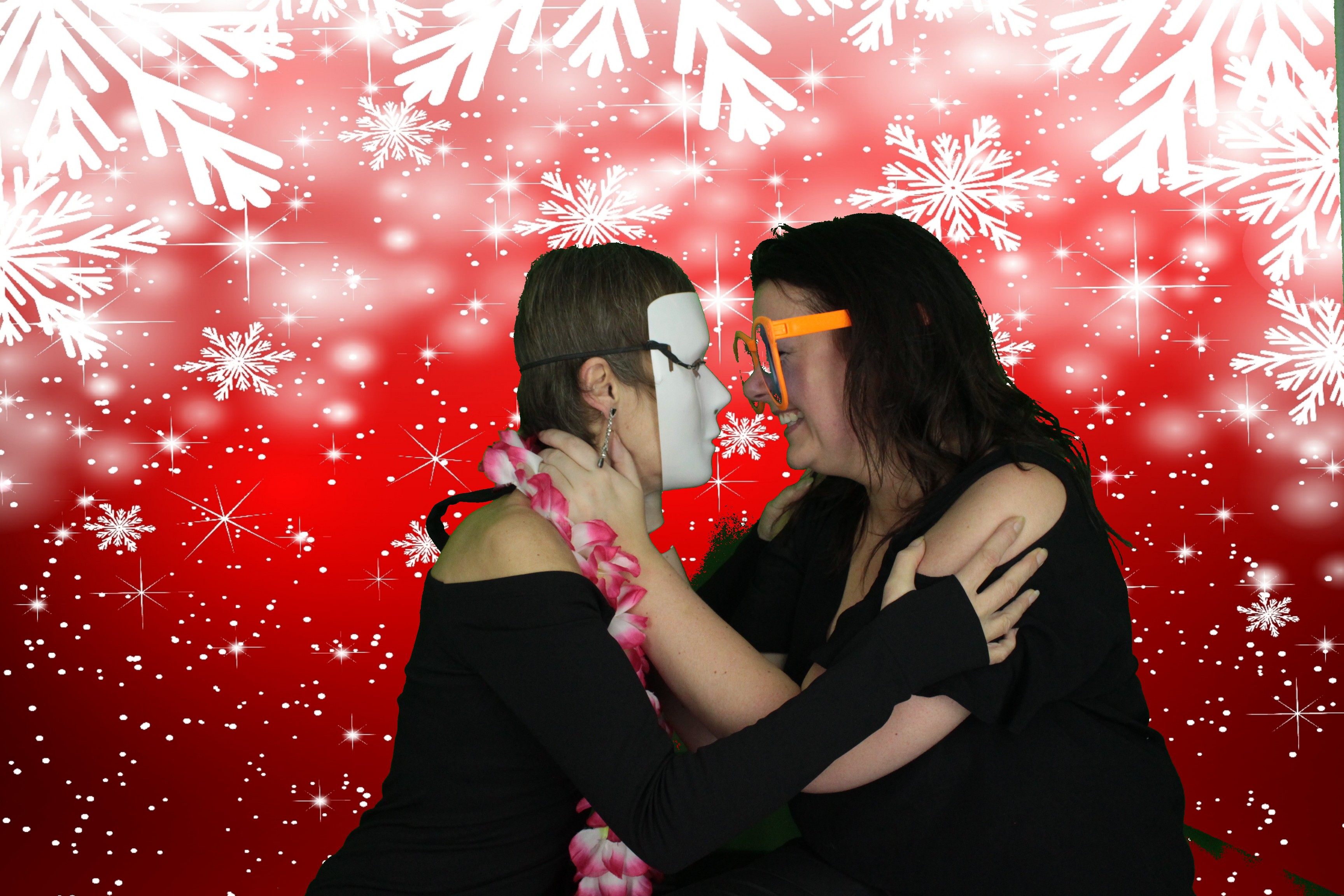 One Line Christmas Party | View more photos from the event at gallery.myphotoboothexperience.co.uk/u/MyPhotoBoothExperienceLtd/One-Line-Christmas-Party
